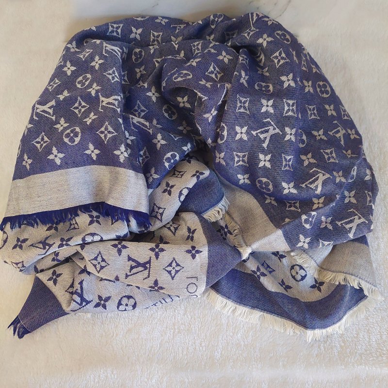 LV M71376 Monogram Denim 披肩/滿版老花/羊毛絲綢披肩/圍巾~二手-44