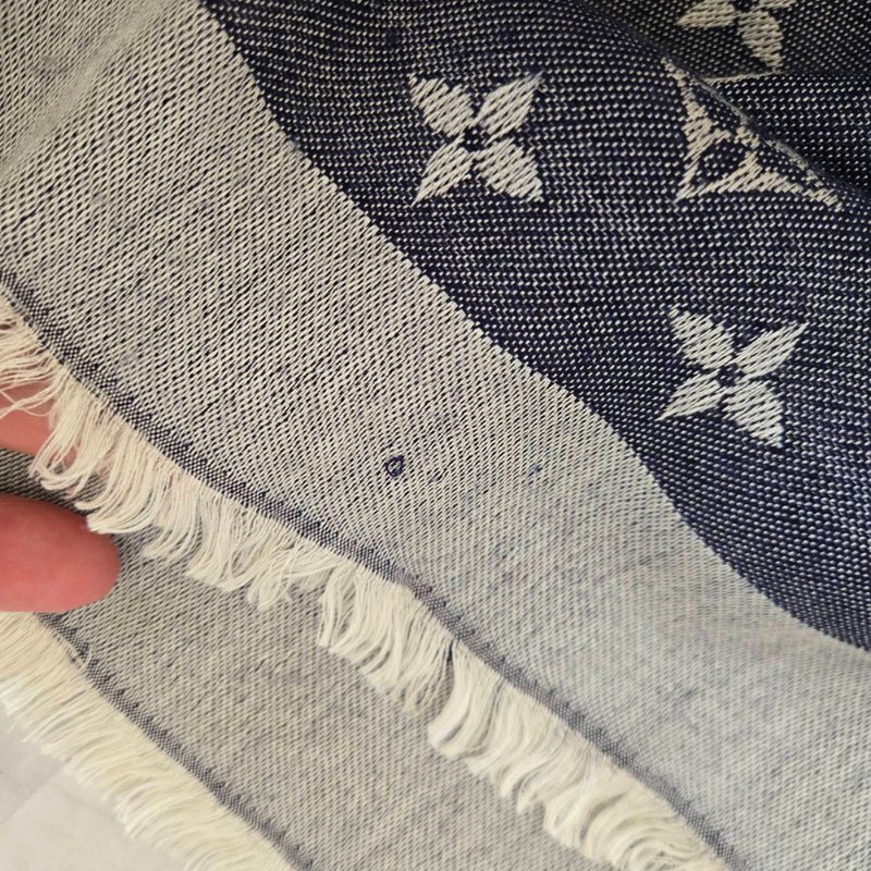 LV M71376 Monogram Denim 披肩/滿版老花/羊毛絲綢披肩/圍巾~二手-48