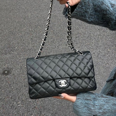 Chanel • 經典Cf 25 羊皮銀釦口蓋包 中號
