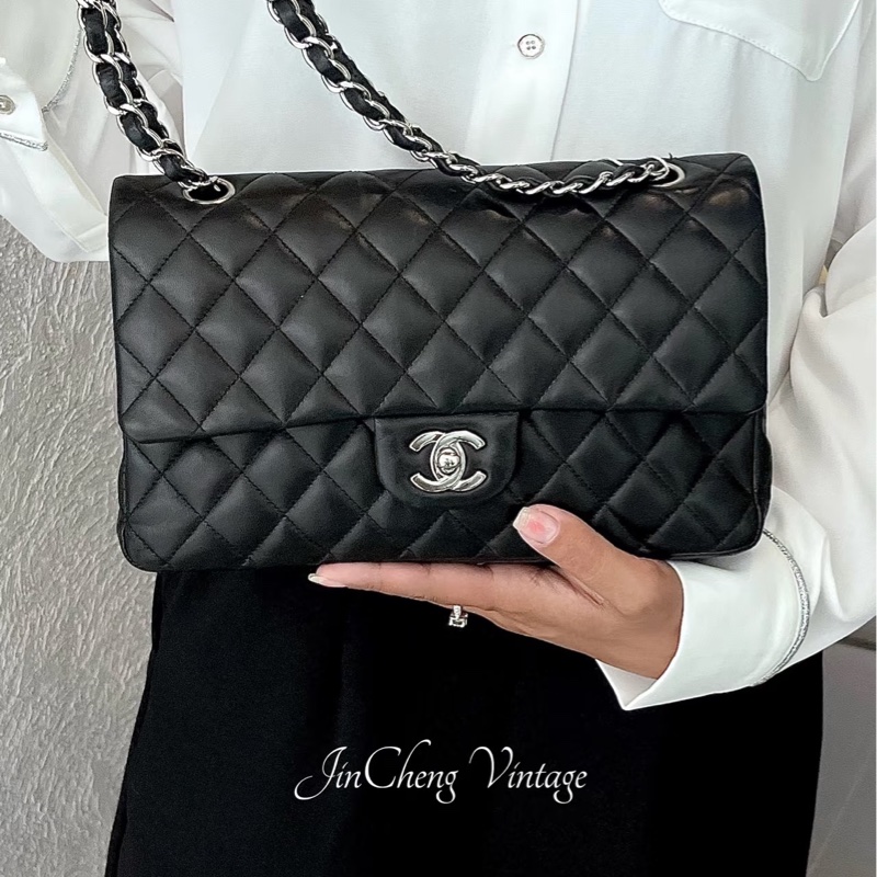Chanel • 經典Cf 25 羊皮銀釦口蓋包 中號-2