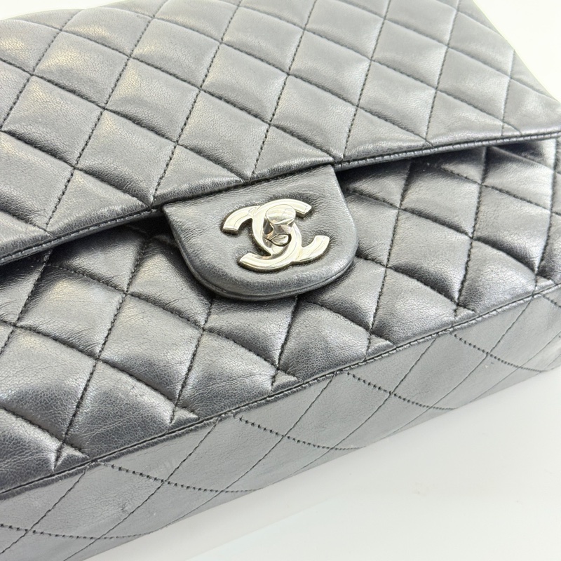 Chanel • 經典Cf 25 羊皮銀釦口蓋包 中號-10