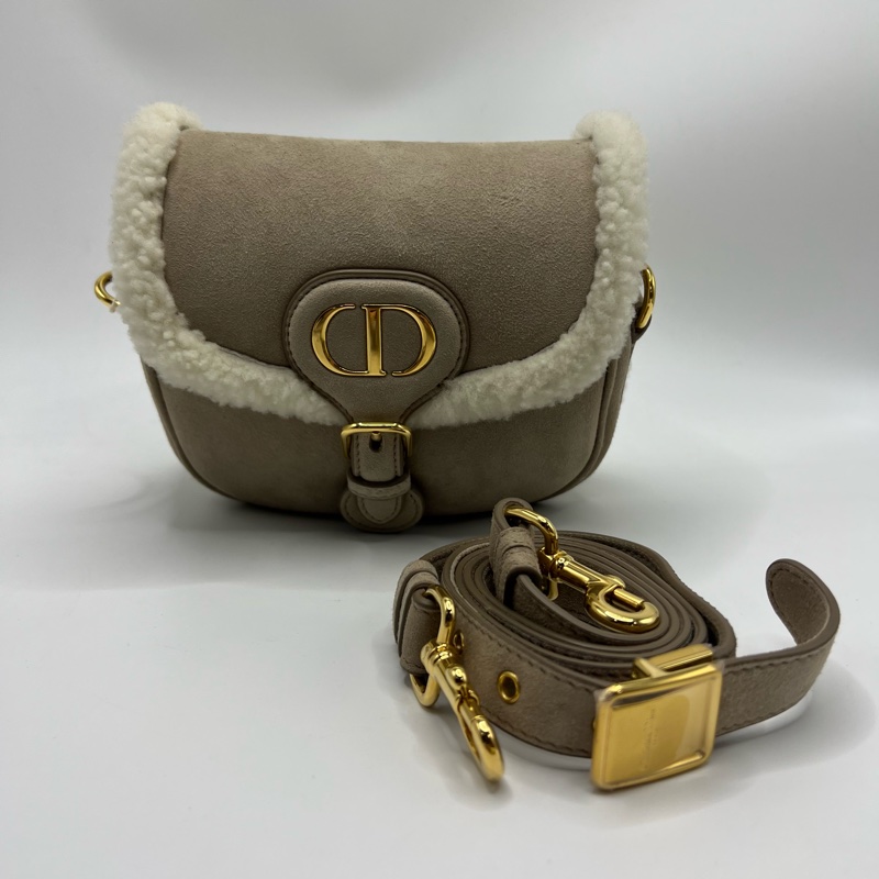 Dior bobby马鞍包泰迪羊羔毛拼棕色麂皮 小号 配件肩带/身份卡/尘袋 冬天必备的小可爱 配大衣不要太好看-0