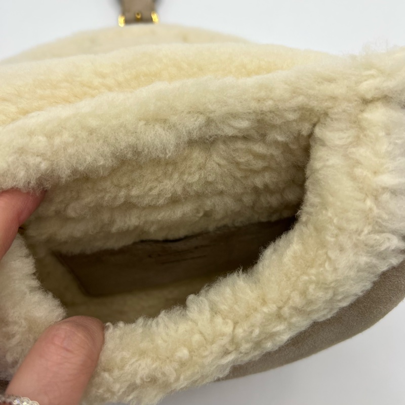 Dior bobby马鞍包泰迪羊羔毛拼棕色麂皮 小号 配件肩带/身份卡/尘袋 冬天必备的小可爱 配大衣不要太好看-8