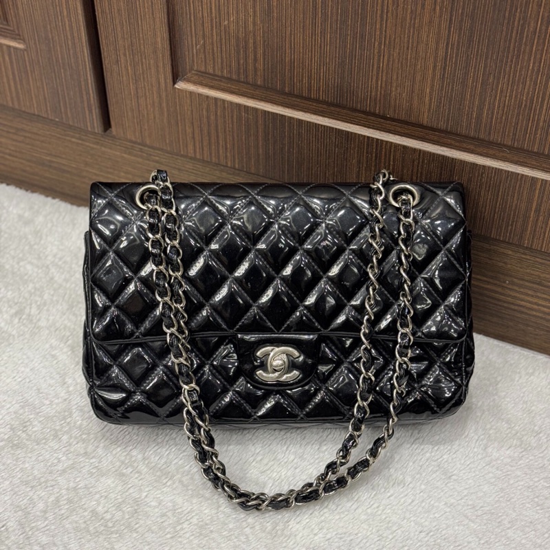 Chanel • 經典Cf 25 黑色漆皮銀釦口蓋包 中號 有購證-1