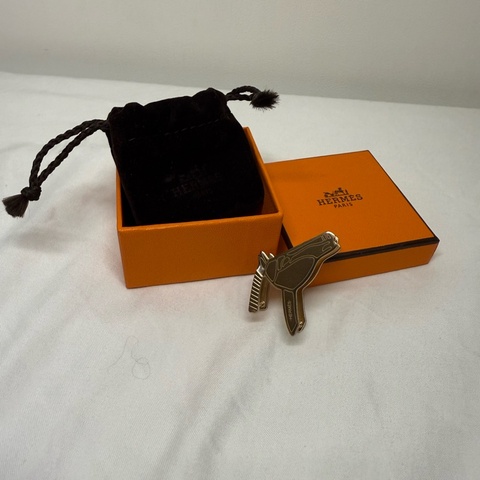 Hermes 馬頭絲巾扣