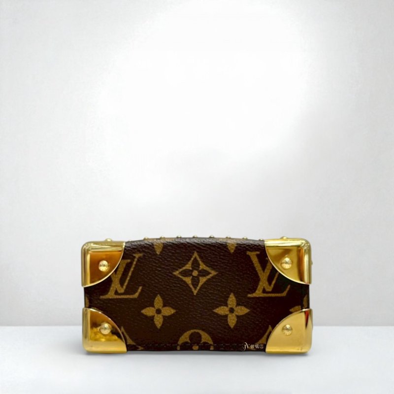 LV包包 雙色老花鉚釘長形下蓋手提斜背包 Camera Box M82465-4