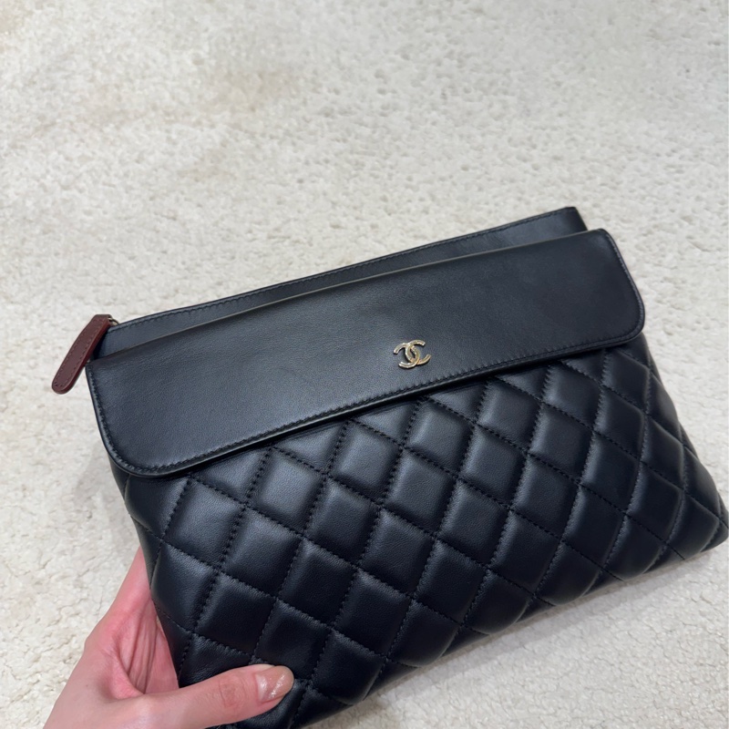 Chanel香奈兒小羊皮雙層手拿包-30