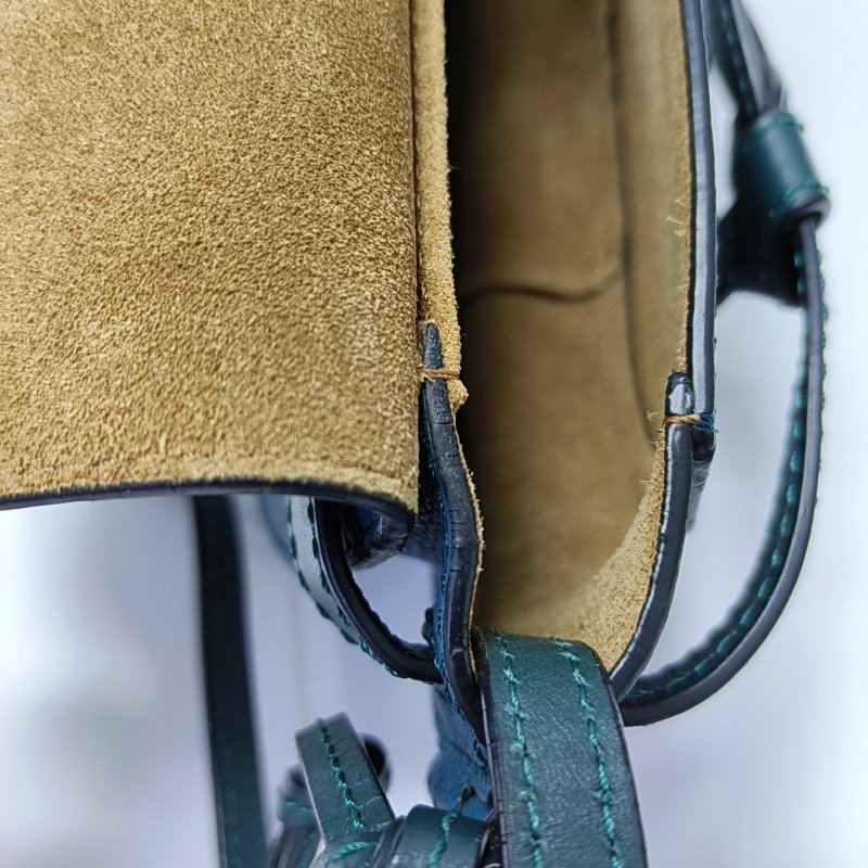 LOEWE Gate迷你藍綠色牛皮單肩包斜挎包金色五金-12