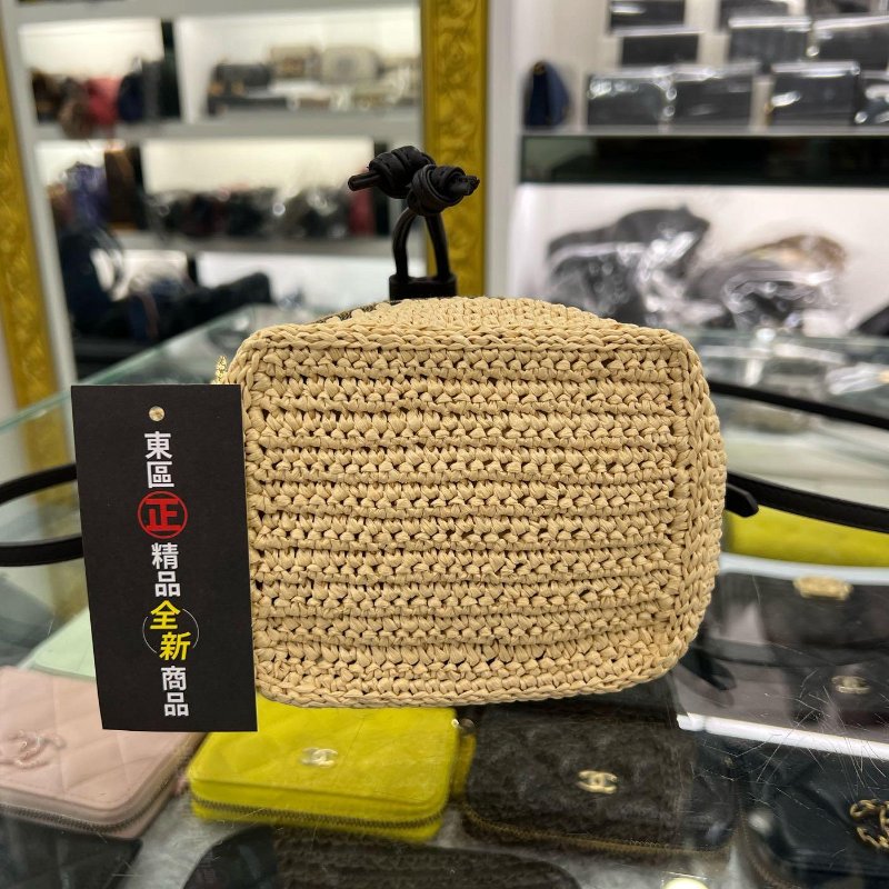 東區正精品㊣FENDI 8BS010 全新黑咖啡雙色帆布拚草編束口迷你水桶包斜背包肩背包 RZ4952-9