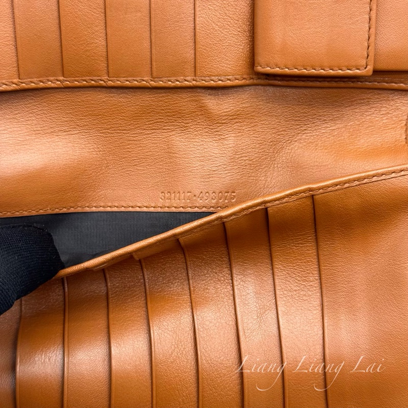 GUCCI 古馳 經典GG壓紋焦糖棕色拉鍊長夾-3