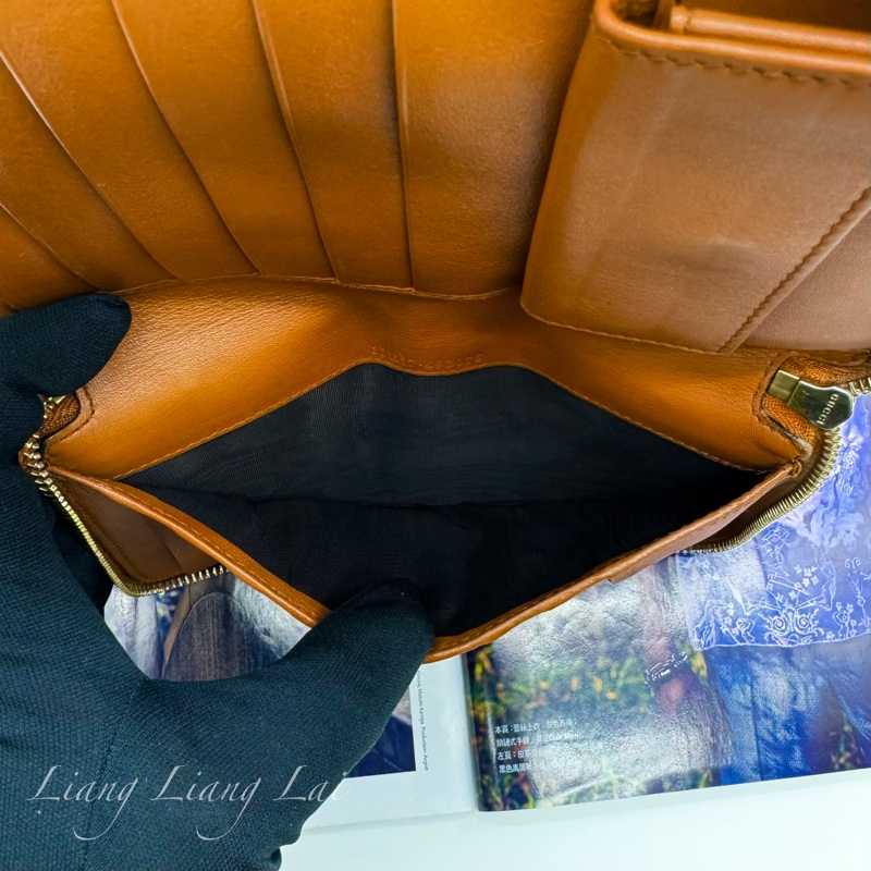 GUCCI 古馳 經典GG壓紋焦糖棕色拉鍊長夾-8