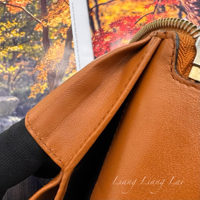 GUCCI 古馳 經典GG壓紋焦糖棕色拉鍊長夾-11