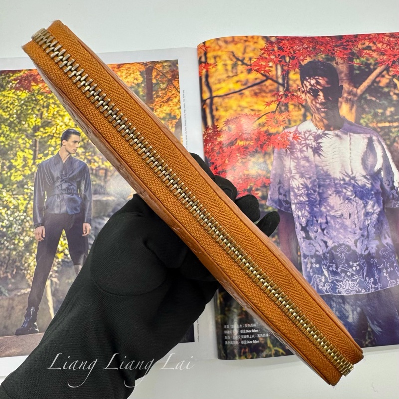 GUCCI 古馳 經典GG壓紋焦糖棕色拉鍊長夾-16