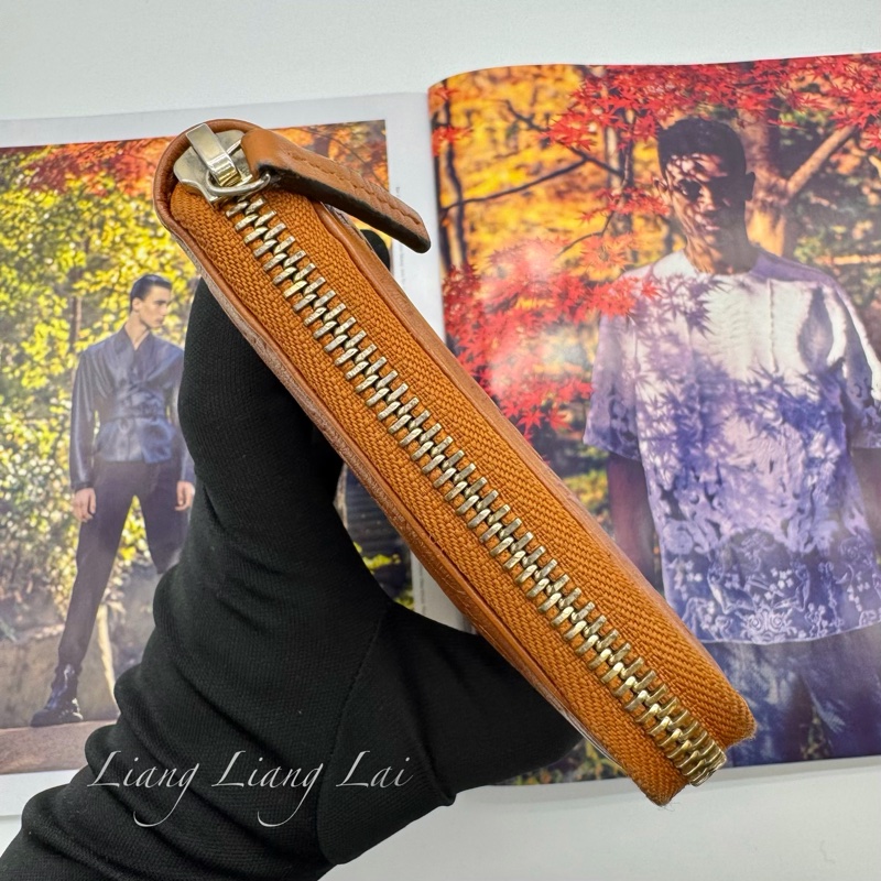 GUCCI 古馳 經典GG壓紋焦糖棕色拉鍊長夾-18