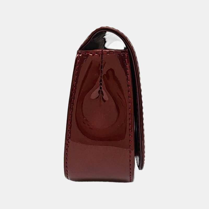 LOUIS VUITTON SOBE酒紅色漆皮手拿包金色五金-3