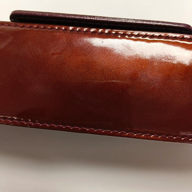 LOUIS VUITTON SOBE酒紅色漆皮手拿包金色五金-13