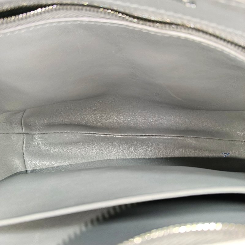 BALENCIAGA銀色皮革浮雕單肩包銀色五金-6