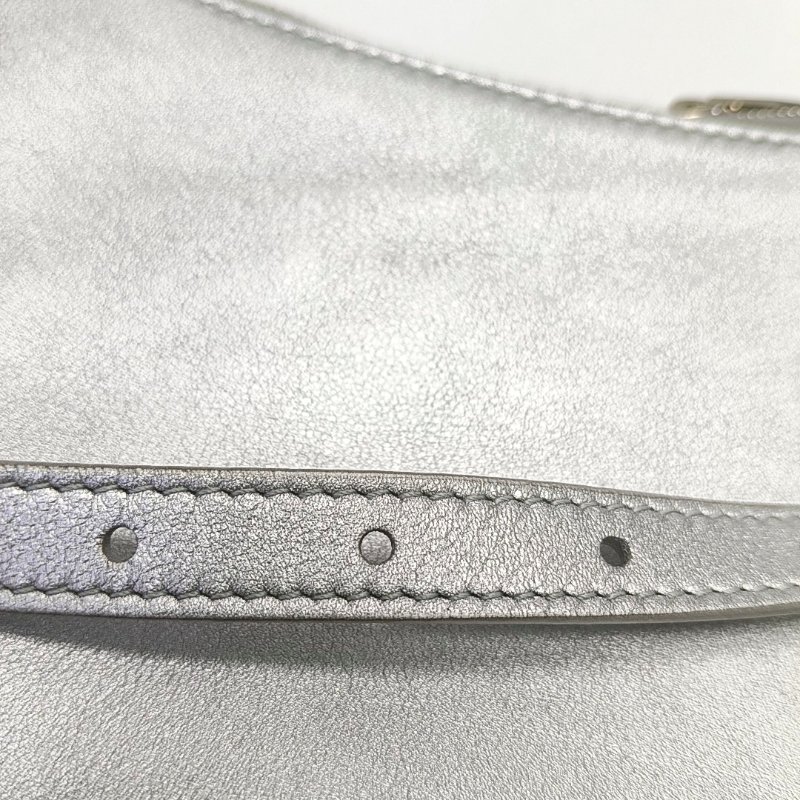 BALENCIAGA銀色皮革浮雕單肩包銀色五金-13