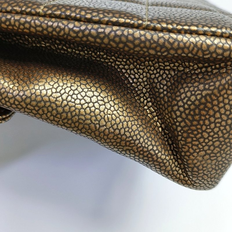 CHANEL金色牛皮絎縫單肩包金色五金14開-10