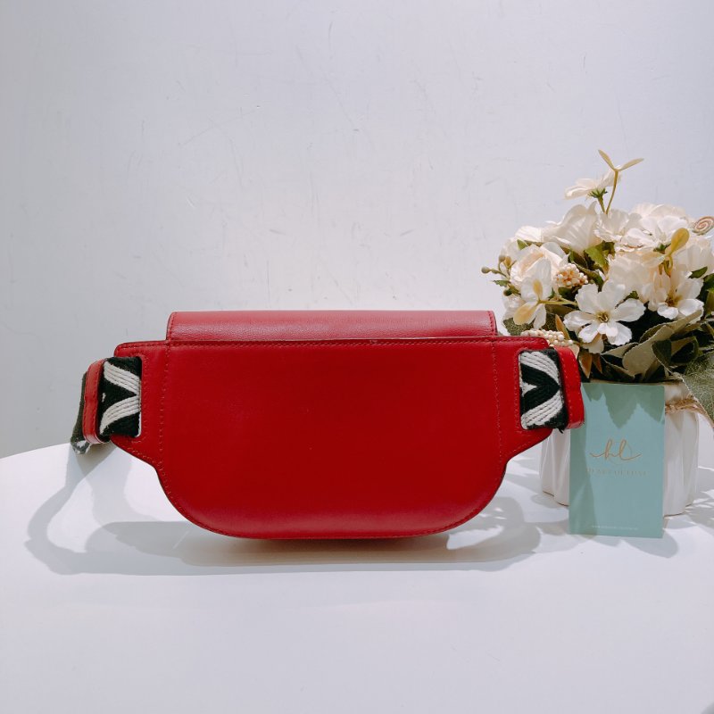 TW4671 Bally 巴利翻蓋式包包 Clayn Mini Crossbody Bag Red-1