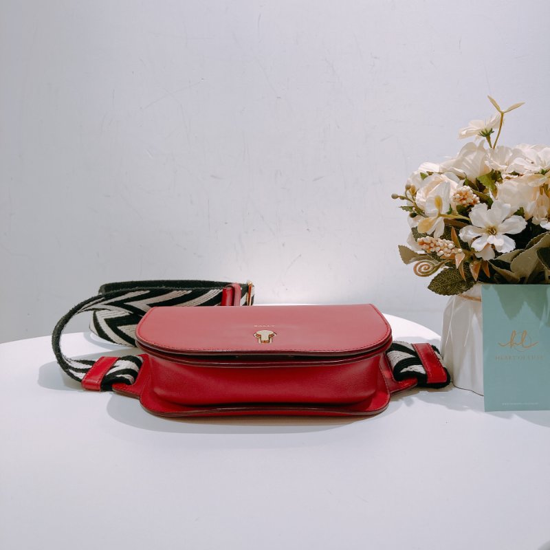 TW4671 Bally 巴利翻蓋式包包 Clayn Mini Crossbody Bag Red-2