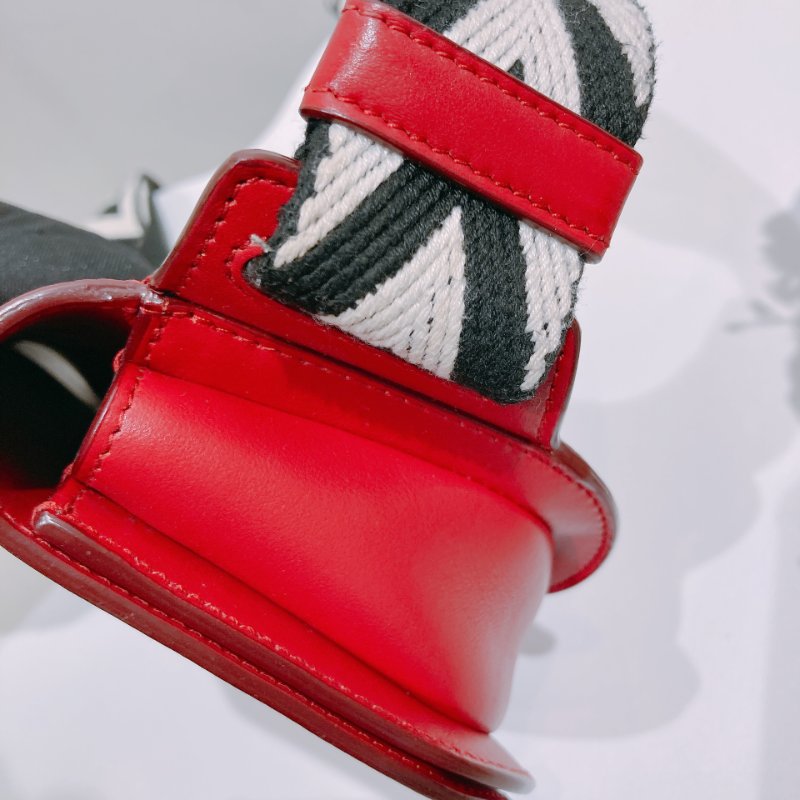 TW4671 Bally 巴利翻蓋式包包 Clayn Mini Crossbody Bag Red-12