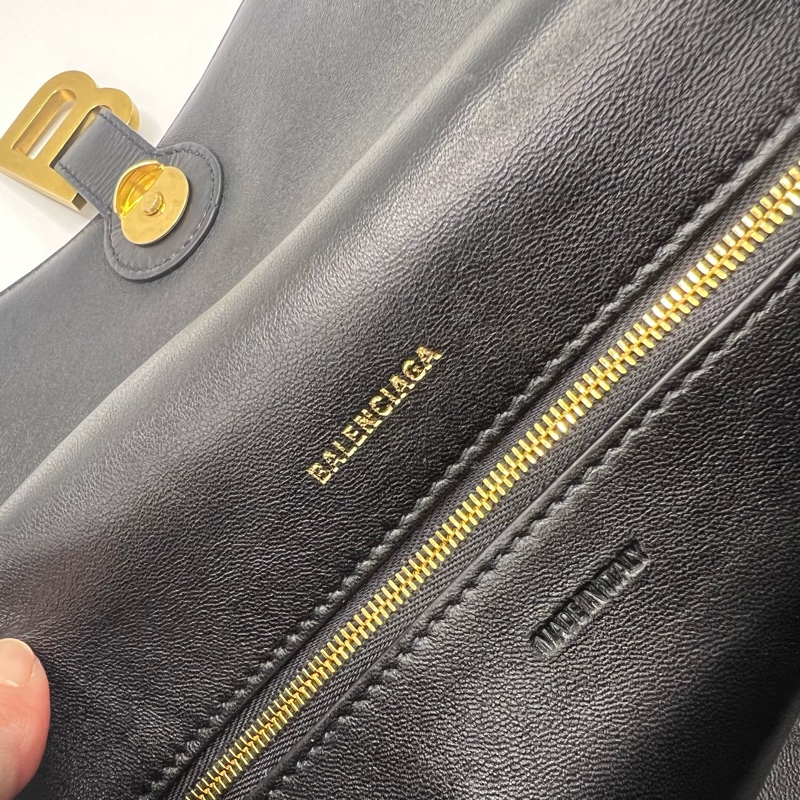 BALENCIAGA/巴黎世家黑色downtown单肩斜挎沙漏包-6