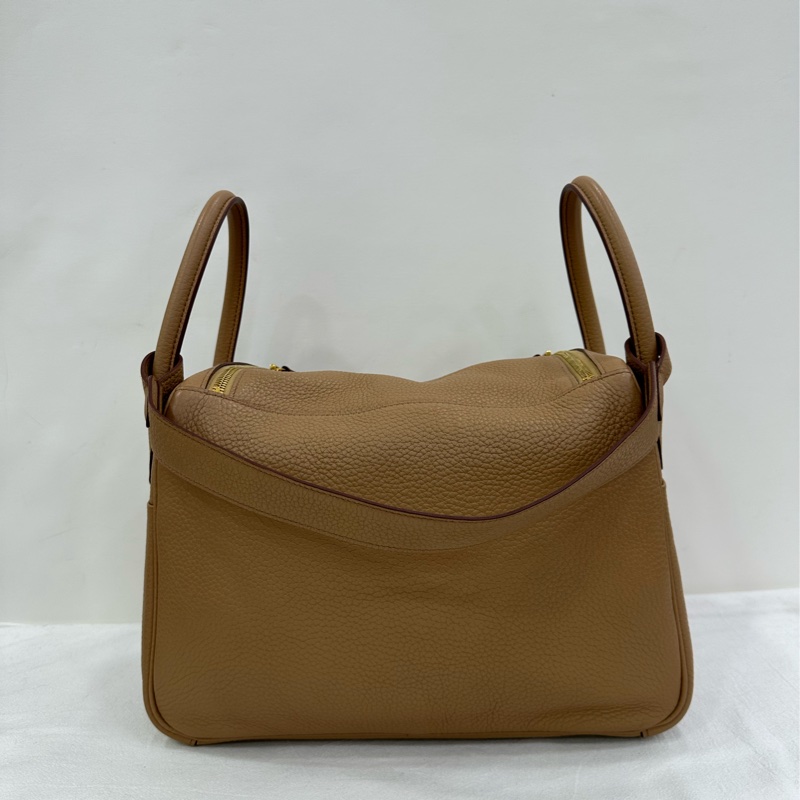 Hermes 愛馬仕 lindy30 奶茶色金扣 TC皮 框Q-2