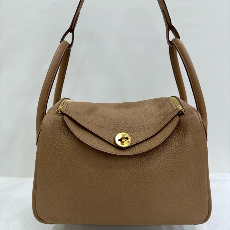 Hermes 愛馬仕 lindy30 奶茶色金扣 TC皮 框Q-5