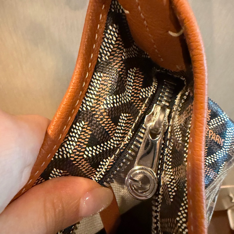 Goyard hobo 黑棕彩繪愛心款-10