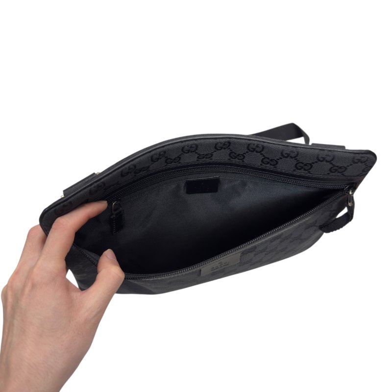 GUCCI GG 肩背包-15