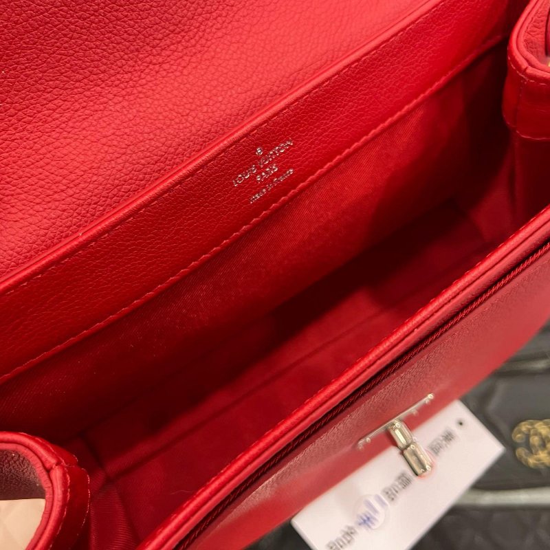 東區正精品㊣LOUIS VUITTON LV LOCKME BB 紅色牛皮銀釦翻蓋斜背包 RA1721-4