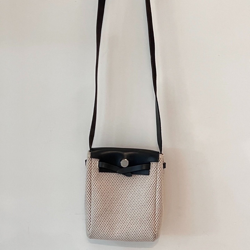 【稀有款✨全平台最便宜】Hermes愛馬仕Mini Herbag黑白熊貓編織款-0