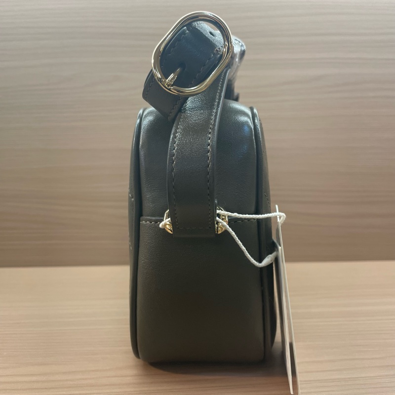 Gucci 新款 Blondie流苏相机包 粉色 全皮 双G大logo 容量大 复古时尚 男女都可以背  肩带可以调节  内购剪标 但不影响使用-4