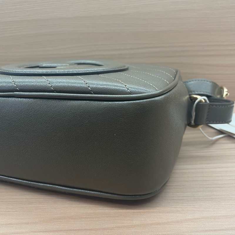 Gucci 新款 Blondie流苏相机包 粉色 全皮 双G大logo 容量大 复古时尚 男女都可以背  肩带可以调节  内购剪标 但不影响使用-6