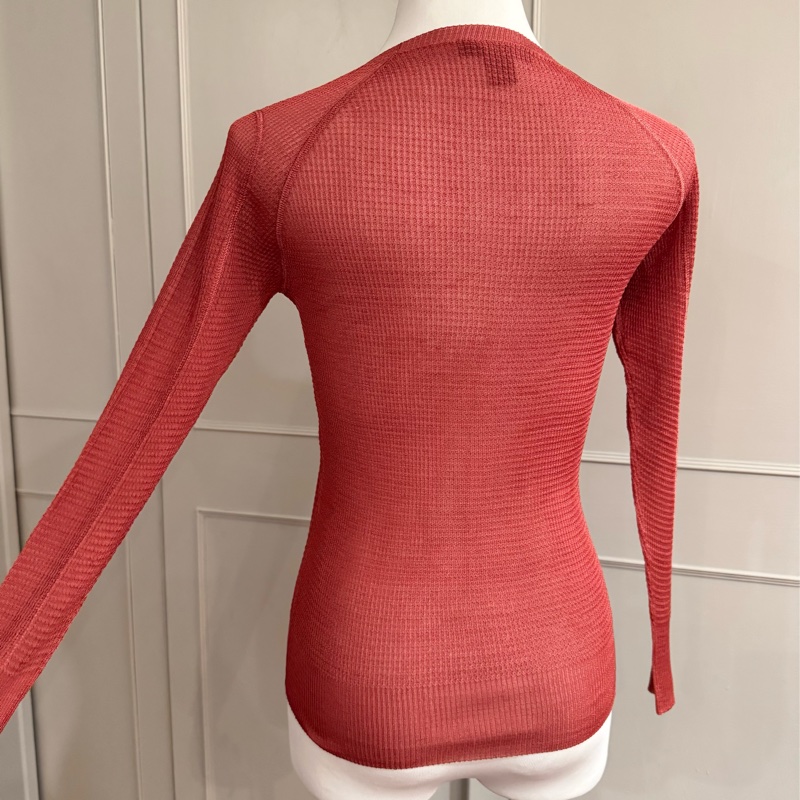 《新歡舊愛》正品LV路易威登暗紅色絲質針織上衣S-7
