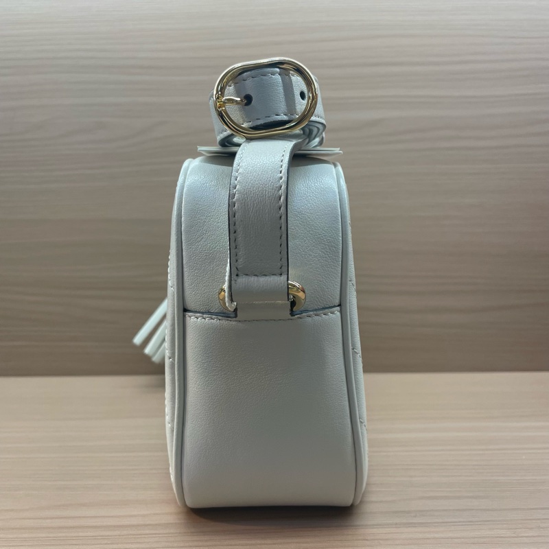 Gucci 新款 Blondie流苏相机包 白色全皮 双G大logo 容量大 复古时尚 男女都可以背  肩带可以调节  内购剪标 但不影响使用-4