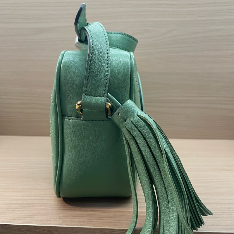 Gucci 新款 Blondie流苏相机包 绿色全皮 双G大logo 容量大 复古时尚 男女都可以背  肩带可以调节  内购剪标 但不影响使用-6