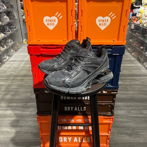 巴黎世家x- pander彈簧鞋Eu41