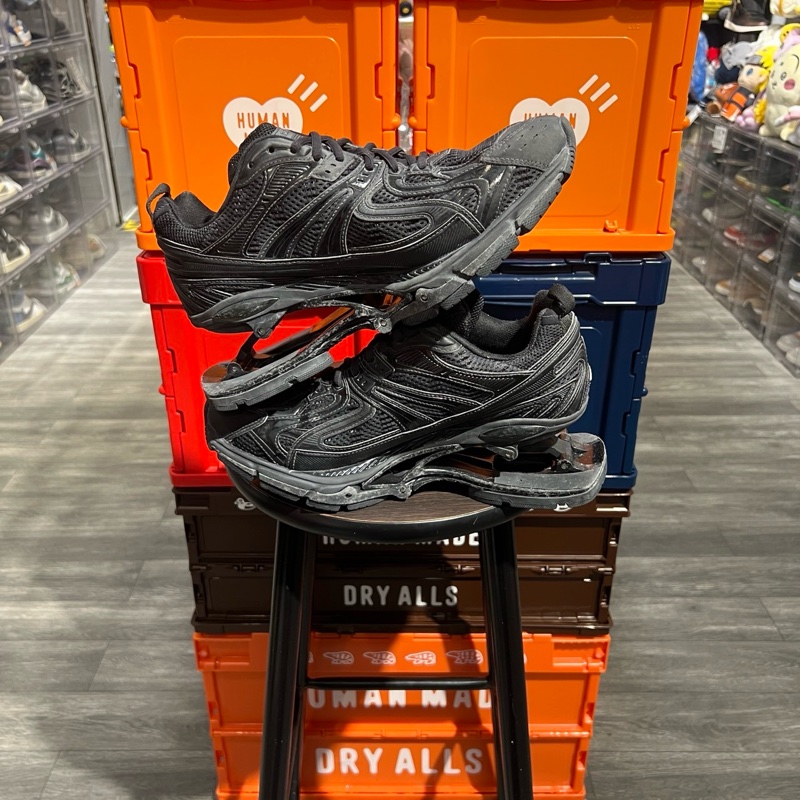 巴黎世家x- pander彈簧鞋Eu41-2