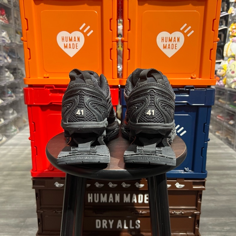 巴黎世家x- pander彈簧鞋Eu41-4