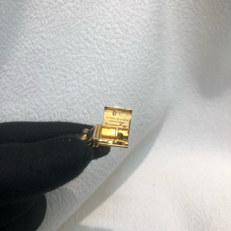 Chanel 香奈兒 黃金 小方糖 M 號 中碼 手錶I860-21