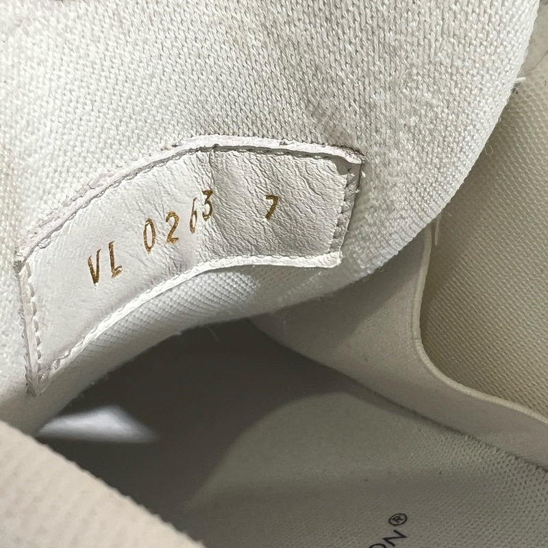 Lv trainer藍白胖丁Eu41-6