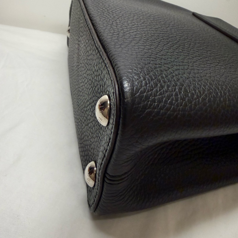 LV Capucines BB 黑色 蟒蛇皮把手-12