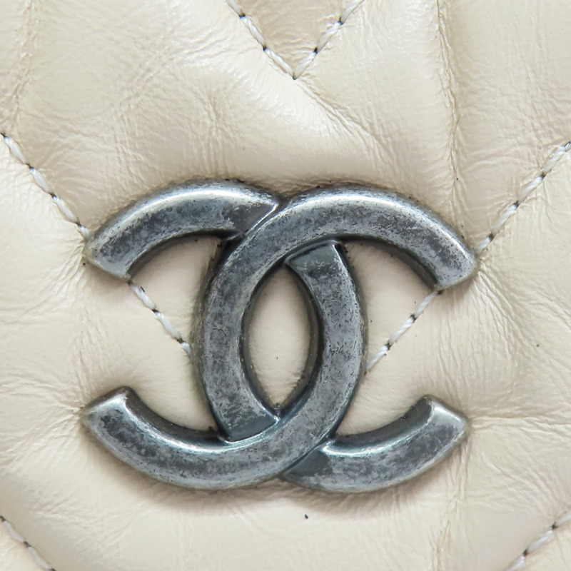 杏色 山型紋牛皮 Gabrielle 後背包【CHANEL 香奈兒】 A94485-6