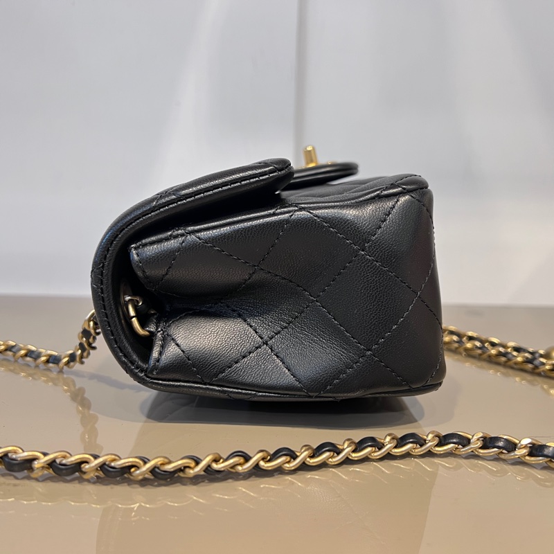 Chanel 黑牛皮菱格紋Coco20金球金釦下蓋肩斜背包-3