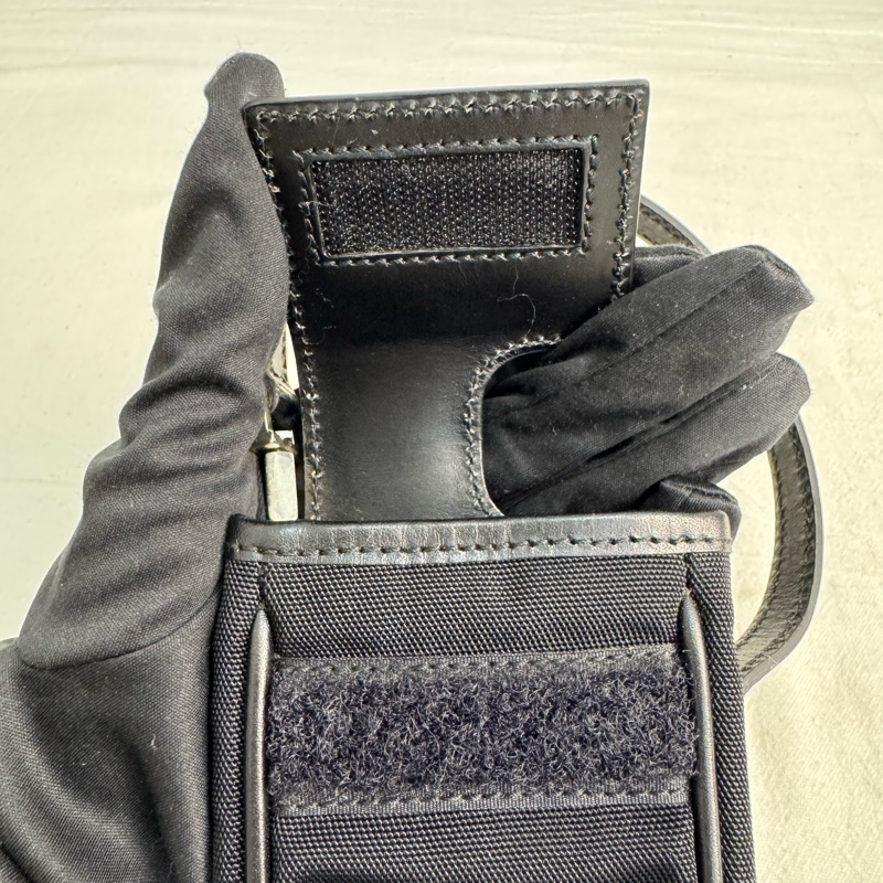 Gucci 中古黑色尼龍多功能鑰匙包-9