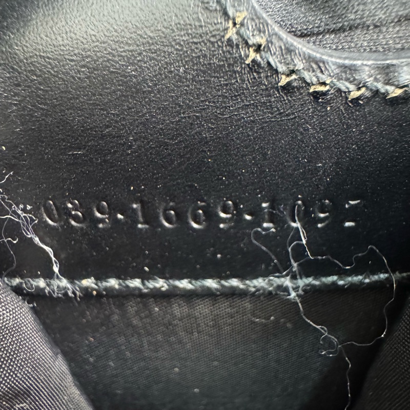 Gucci 中古黑色尼龍多功能鑰匙包-11