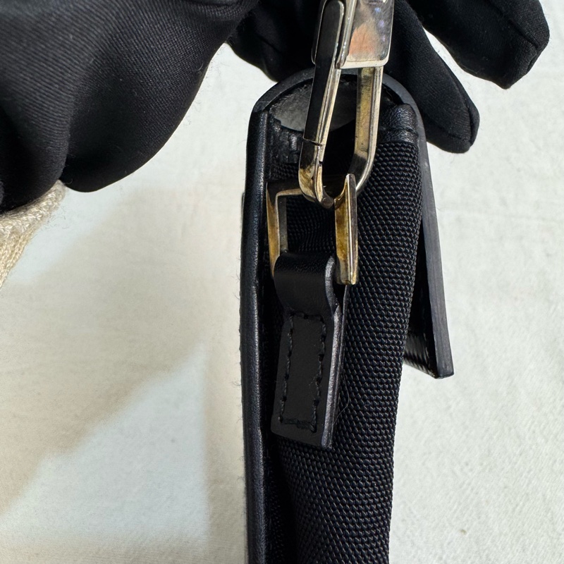 Gucci 中古黑色尼龍多功能鑰匙包-13