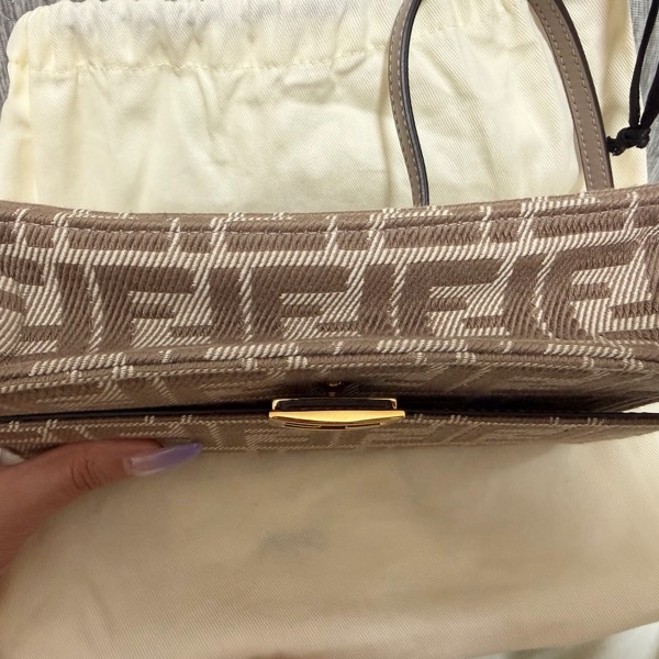 FENDI Baguette 米灰 鍊帶兩用包-7